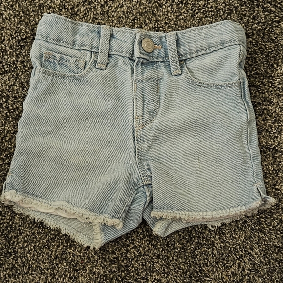 Old Navy Jean Toddler shorts - Picture 1 of 6